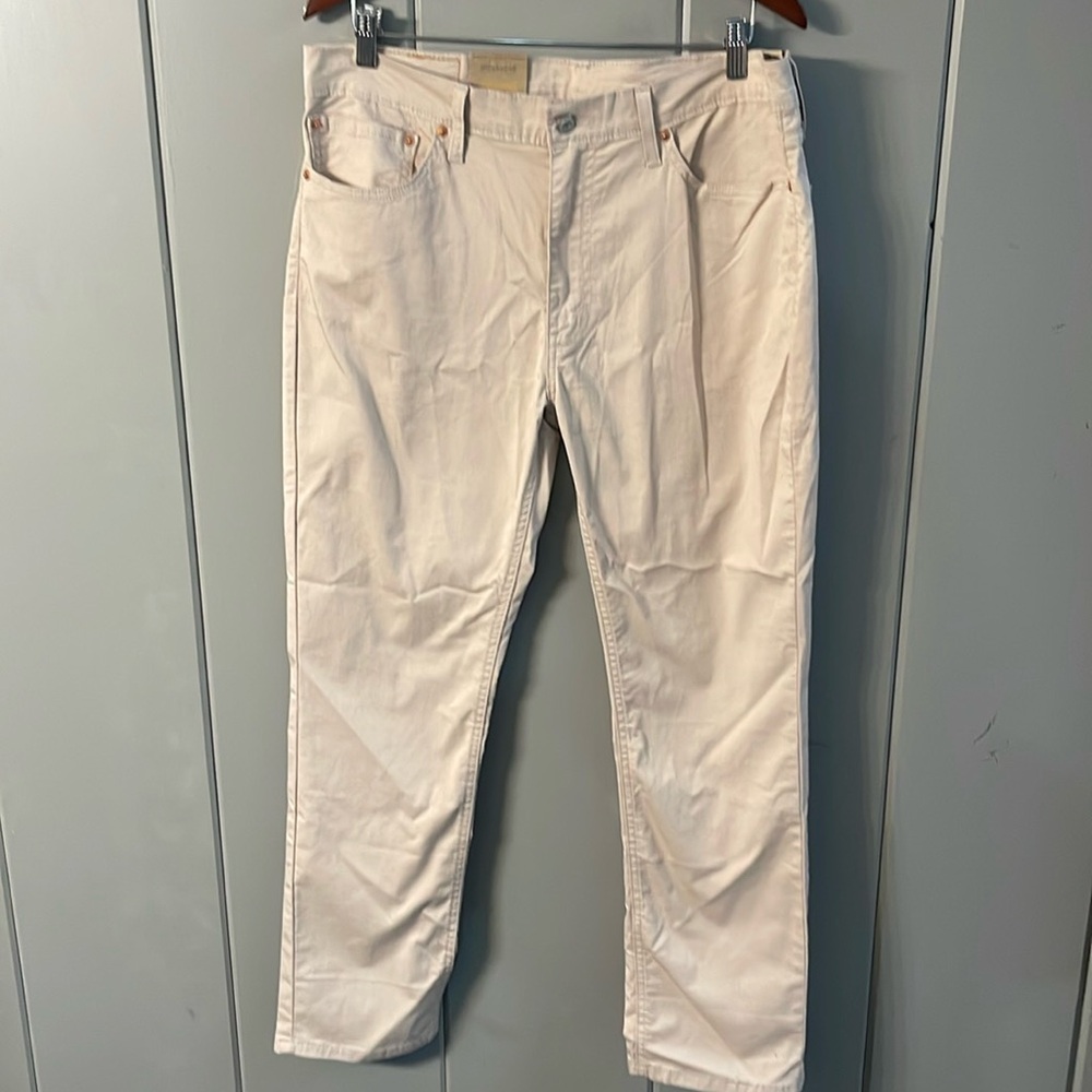 NWT Levis Khaki Beige Pants Men’s Jeans Slim Fit Stretch Urban Casual Preppy